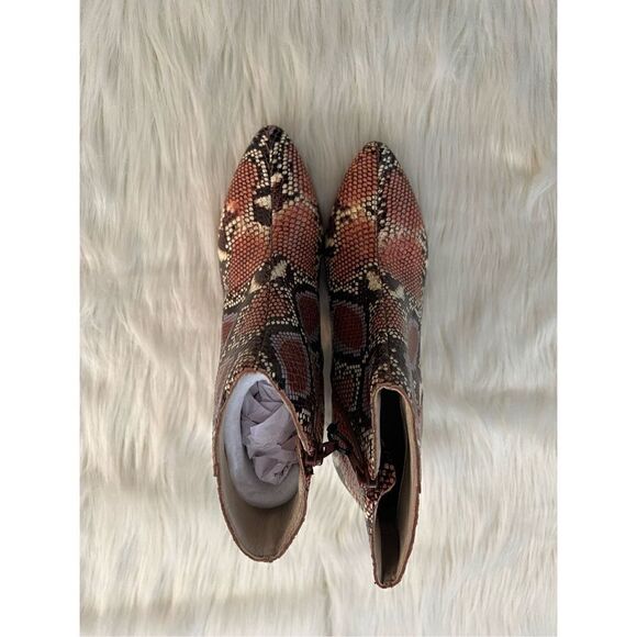 Matisse Goldie Snakeskin Print Booties (Size 6) - Picture 6 of 12